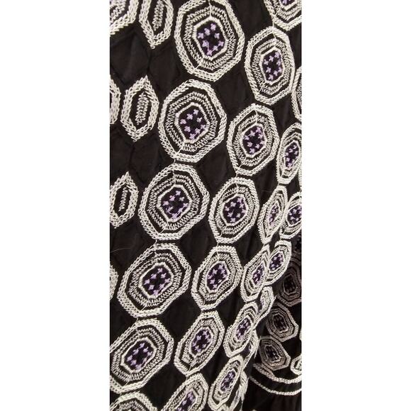 NWT $268 T Tahari Coat Long Line Jacket Embroidered Black White Size Large NEW - Picture 3 of 8